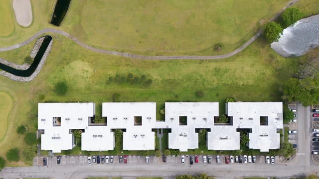 563 Piedmont L, Delray Beach, FL 33484