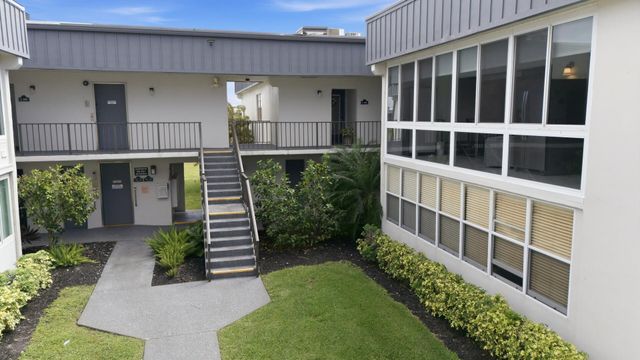 563 Piedmont L, Delray Beach, FL 33484