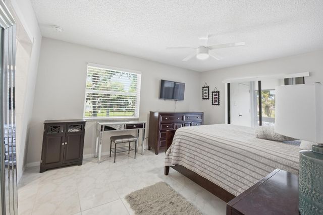 563 Piedmont L, Delray Beach, FL 33484