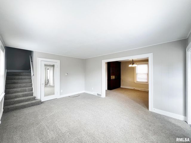 5913 S MADISON Street, Bartonville, IL 61607