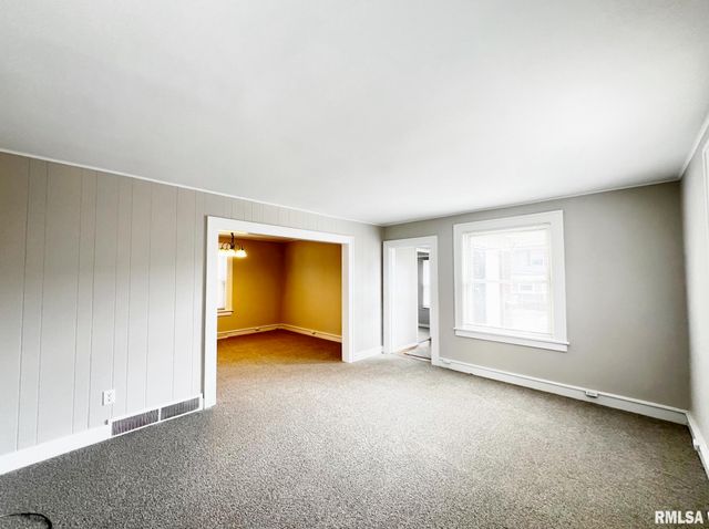 5913 S MADISON Street, Bartonville, IL 61607