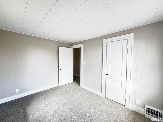 5913 S MADISON Street, Bartonville, IL 61607