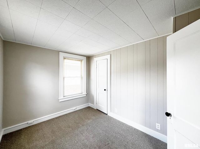 5913 S MADISON Street, Bartonville, IL 61607