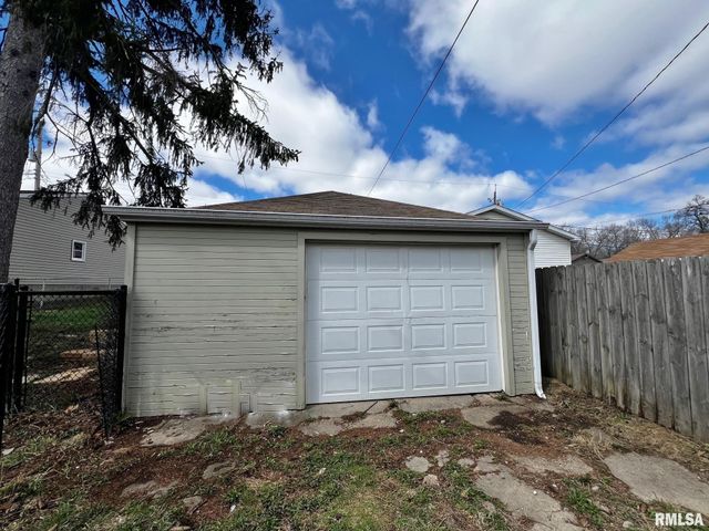 5913 S MADISON Street, Bartonville, IL 61607