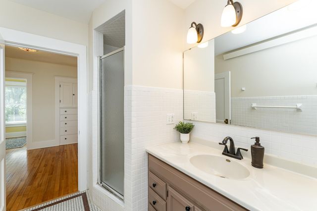 811 6th Street SW, Rochester, MN 55902