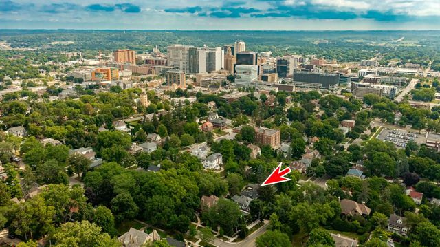 811 6th Street SW, Rochester, MN 55902