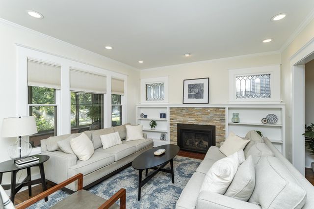 811 6th Street SW, Rochester, MN 55902