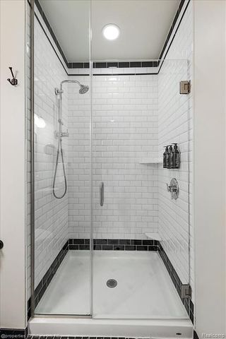 1 Park Avenue 1315, Detroit, MI 48226