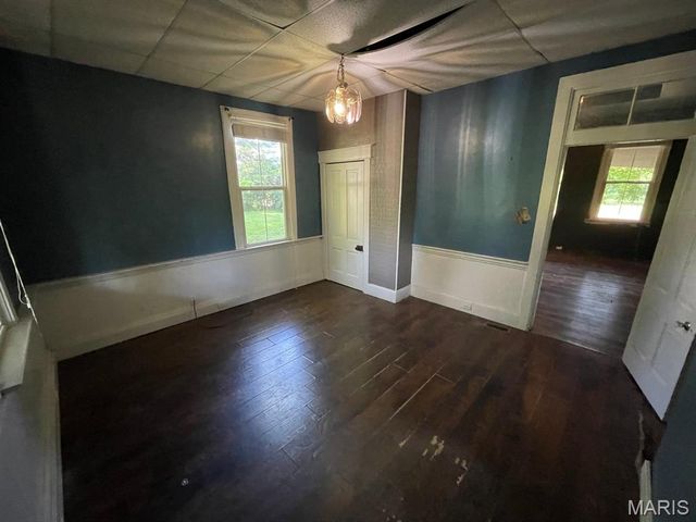 704 Eiler Road, Belleville, IL 62223