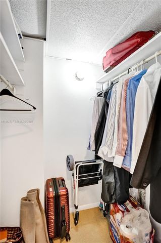 300 Bayview Dr 1110, Sunny Isles Beach, FL 33160