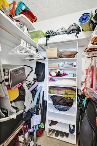 300 Bayview Dr 1110, Sunny Isles Beach, FL 33160