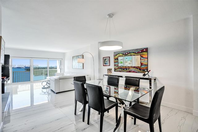 300 Bayview Dr 1110, Sunny Isles Beach, FL 33160