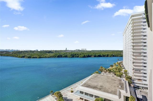 300 Bayview Dr 1110, Sunny Isles Beach, FL 33160