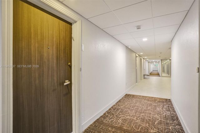 300 Bayview Dr 1110, Sunny Isles Beach, FL 33160