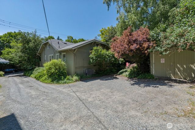 2012 NE 65th Street, Seattle, WA 98115