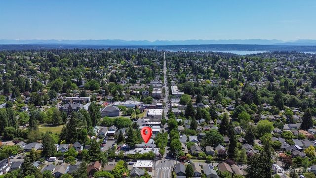 2012 NE 65th Street, Seattle, WA 98115