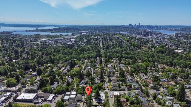 2012 NE 65th Street, Seattle, WA 98115