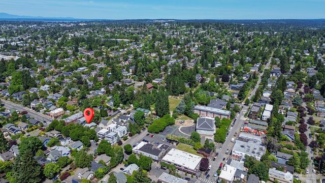 2012 NE 65th Street, Seattle, WA 98115