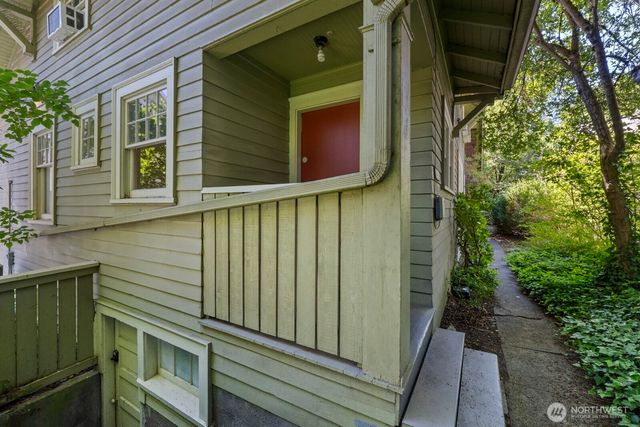 2012 NE 65th Street, Seattle, WA 98115
