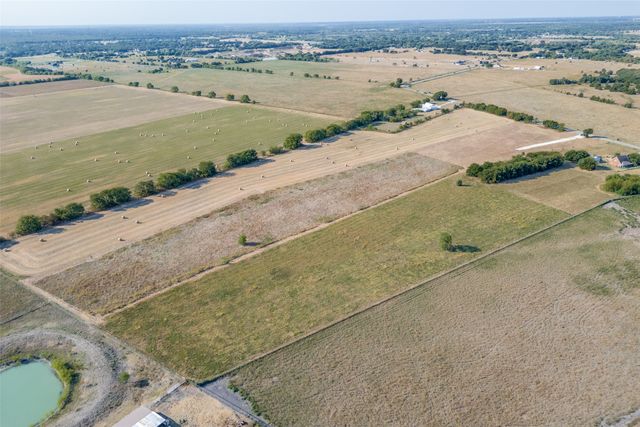 835 Combine Road, Seagoville, TX 75159