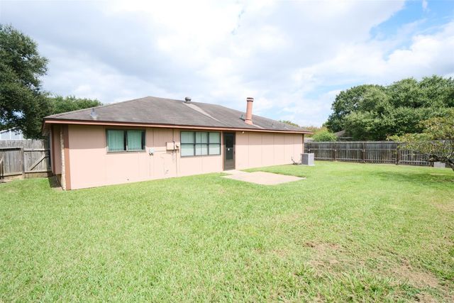 19803 Westlake Place Drive, Houston, TX 77084