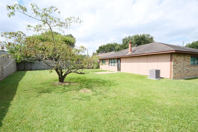 19803 Westlake Place Drive, Houston, TX 77084