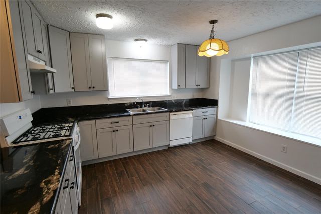 19803 Westlake Place Drive, Houston, TX 77084