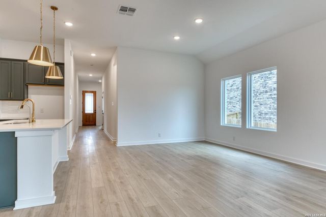 1223 Higgins Cove, San Antonio, TX 78245