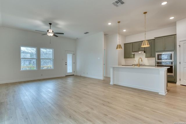 1223 Higgins Cove, San Antonio, TX 78245