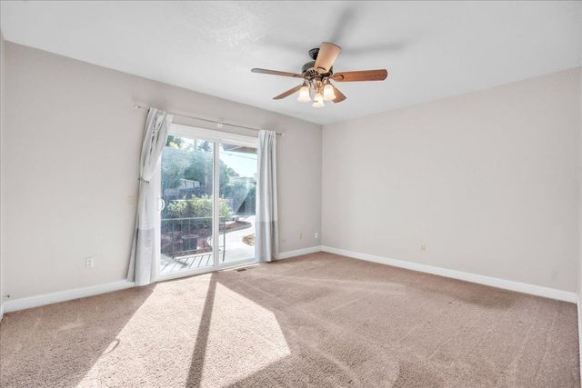3996 Rochdale Dr, Carmichael, CA 95608