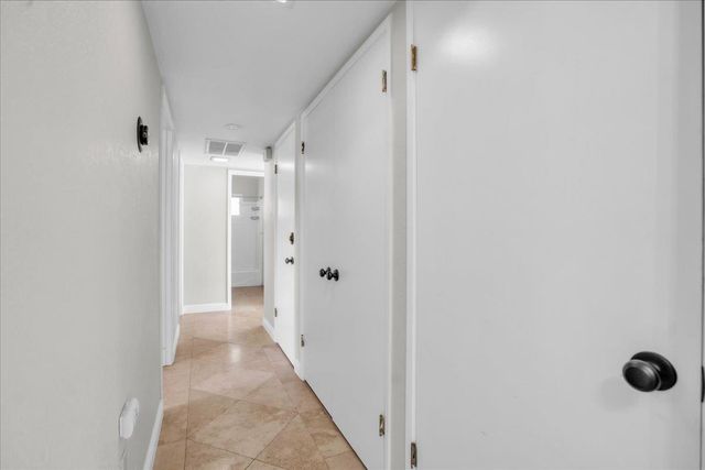 3996 Rochdale Dr, Carmichael, CA 95608
