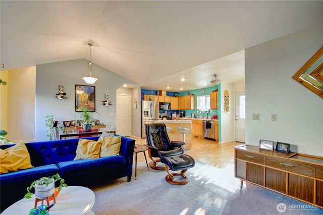 1110 Railroad Avenue, Sedro Woolley, WA 98284