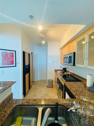 325 S Biscayne Blvd 2126, Miami, FL 33131