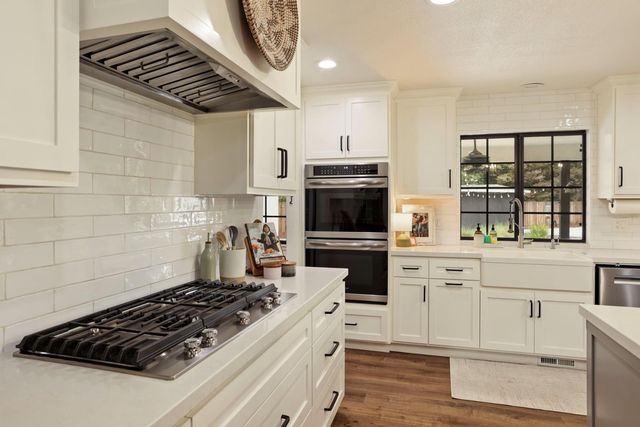 213 Primula Ct, Ripon, CA 95366