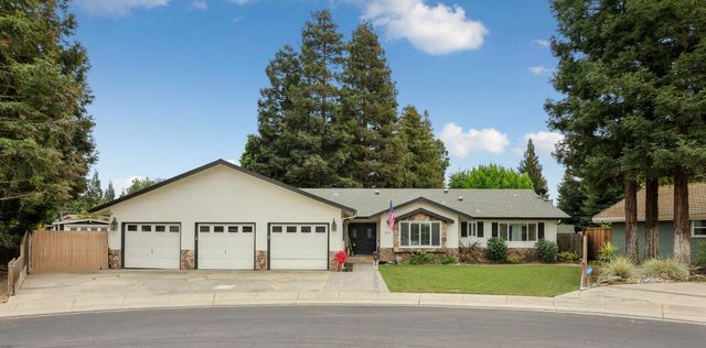213 Primula Ct, Ripon, CA 95366