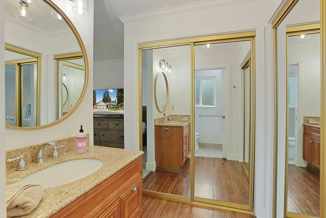 213 Primula Ct, Ripon, CA 95366