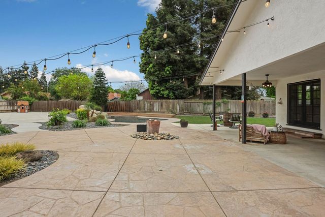 213 Primula Ct, Ripon, CA 95366