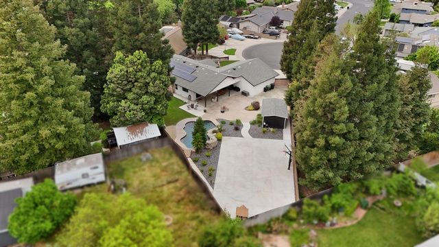 213 Primula Ct, Ripon, CA 95366