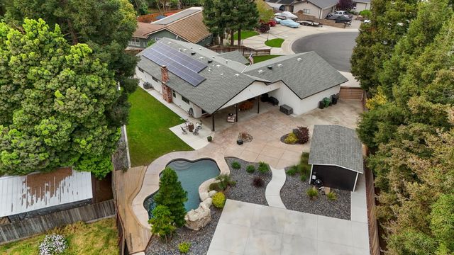 213 Primula Ct, Ripon, CA 95366