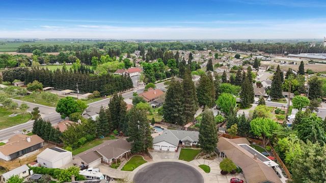 213 Primula Ct, Ripon, CA 95366