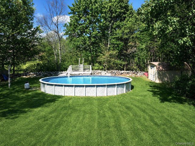 14 Foxwood Drive, Newburgh, NY 12550