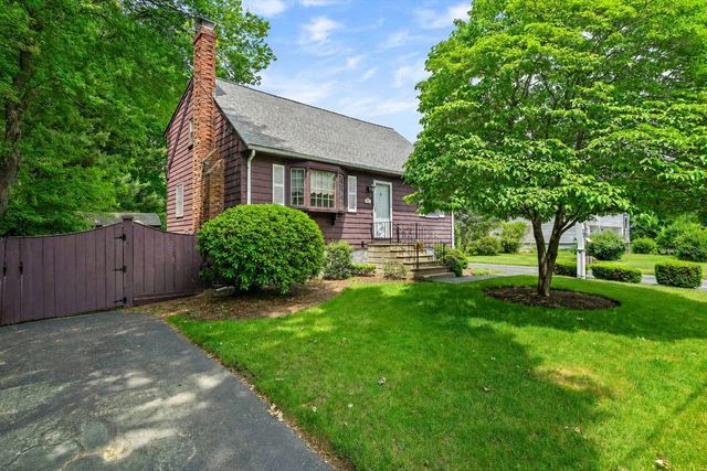 24 Spallus Road, Stoughton, MA 02072