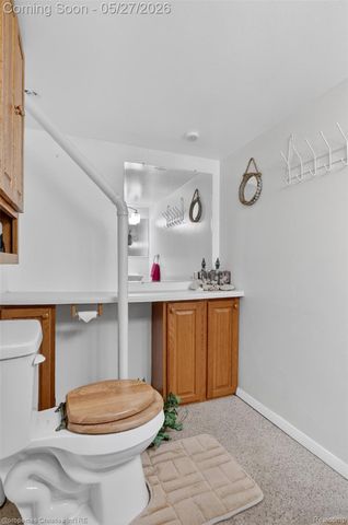 9696 Elizabeth Lake Road, White Lake Charter Township, MI 48386