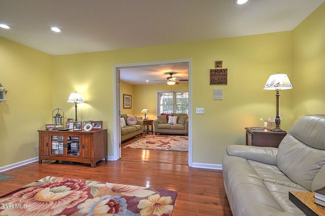 120 Evergreen Place, Bristol, TN 37620