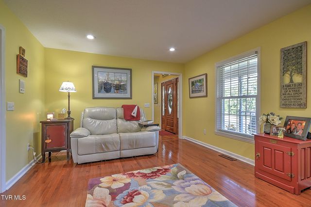 120 Evergreen Place, Bristol, TN 37620