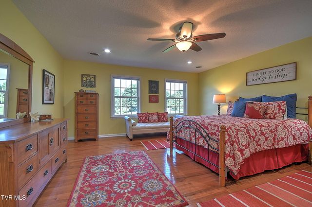 120 Evergreen Place, Bristol, TN 37620