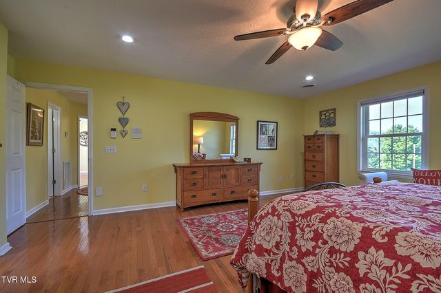 120 Evergreen Place, Bristol, TN 37620