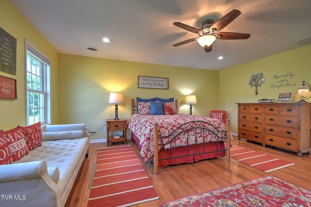 120 Evergreen Place, Bristol, TN 37620