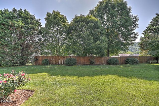 120 Evergreen Place, Bristol, TN 37620