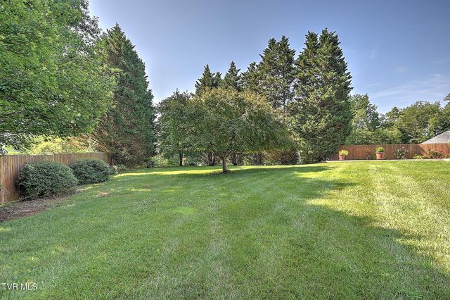 120 Evergreen Place, Bristol, TN 37620
